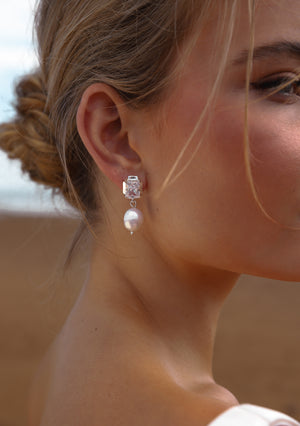 
                  
                    Load image into Gallery viewer, ADELLA CRYSTAL &amp;amp; PEARL BRIDAL EARRINGS SILVER
                  
                