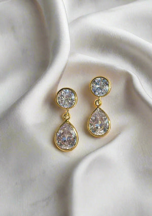 
                  
                    Load image into Gallery viewer, ATHENA BRIDAL EARRINGS GOLD
                  
                