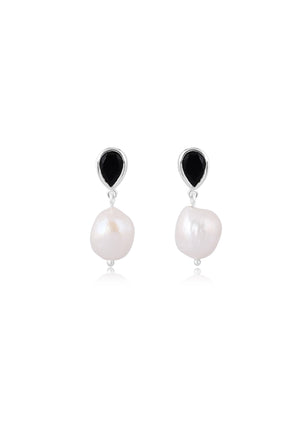 
                  
                    Load image into Gallery viewer, AUBREE BLACK EARRINGS SILVER
                  
                