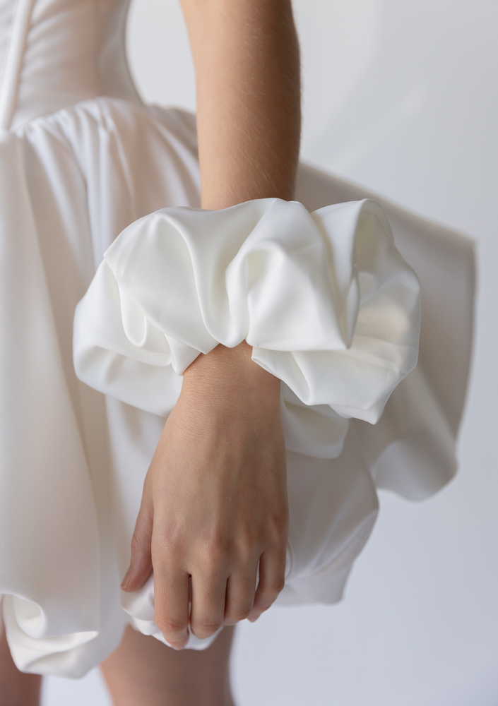 
                  
                    Load image into Gallery viewer, CECE IVORY CREPE SCRUNCHIE
                  
                