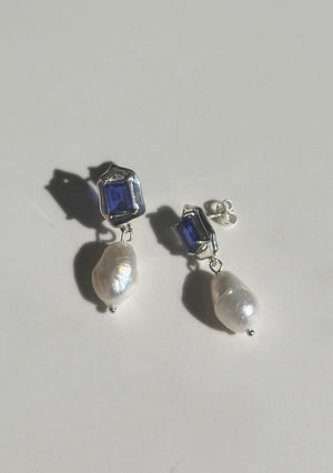 
                  
                    Load image into Gallery viewer, CELESTE BLUE EARRINGS SILVER
                  
                