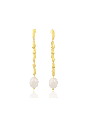 
                  
                    Load image into Gallery viewer, CORAL PEARL EARRINGS 18CT GOLD
                  
                