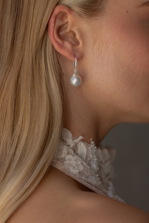 
                  
                    Load image into Gallery viewer, pearl bridal earrings
                  
                