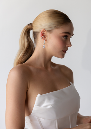 
                  
                    Load image into Gallery viewer, STELLA BRIDAL EARRINGS SILVER
                  
                